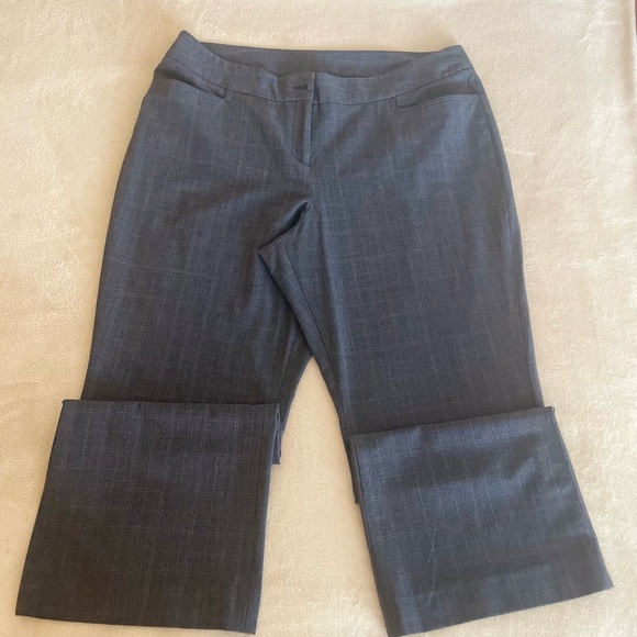 Lane Bryant Plaid Wide Leg Petite Trouser Pants - Size 18 - Picture 5 of 14